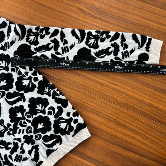 Alice + Olivia 100% Wool Sweater Black and Cream Floral Embellished Knit - Picture 7 of 12